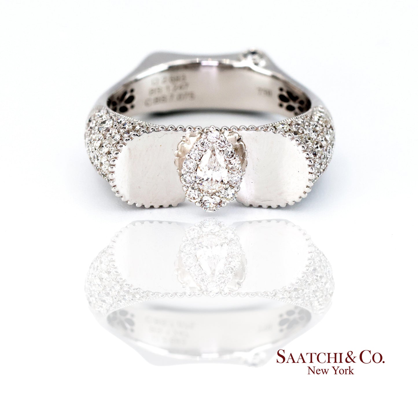 18k (750) White Gold Convertible Ring in Natural Sapphire and Natural Diamond