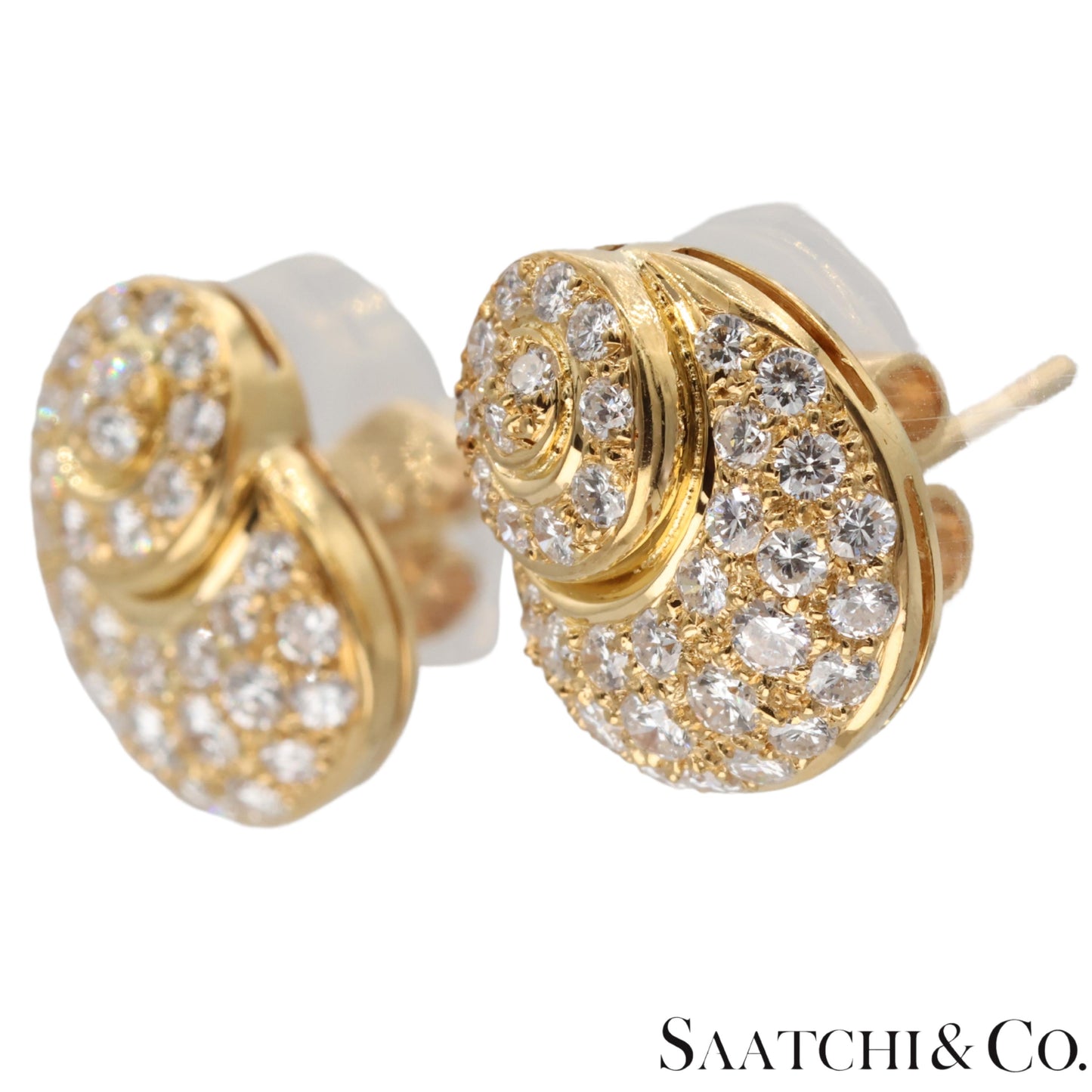 18k (750) Yellow Gold Stunning DIamond Studed Earrings