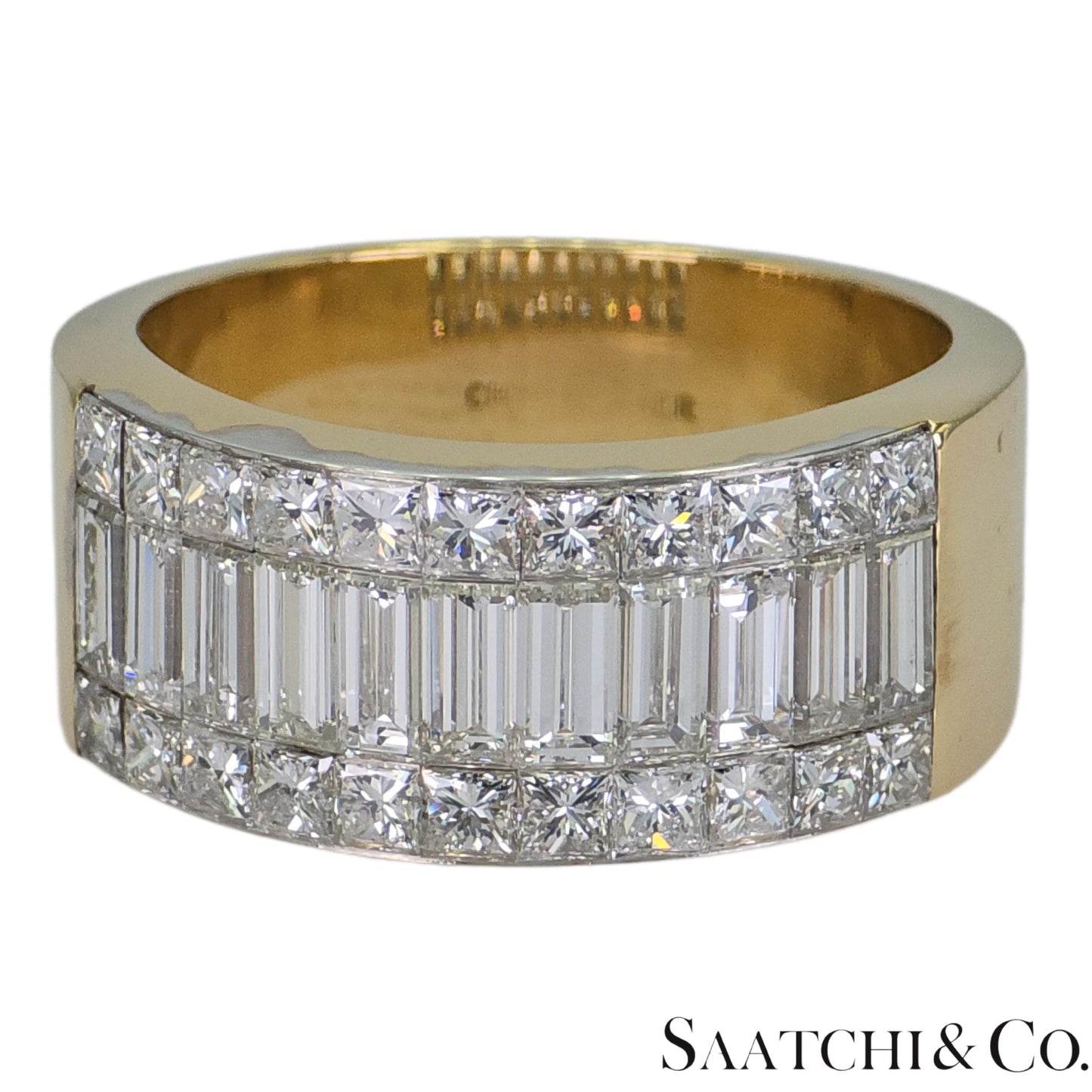 18k (750) Yellow Gold Natural Diamond Ring