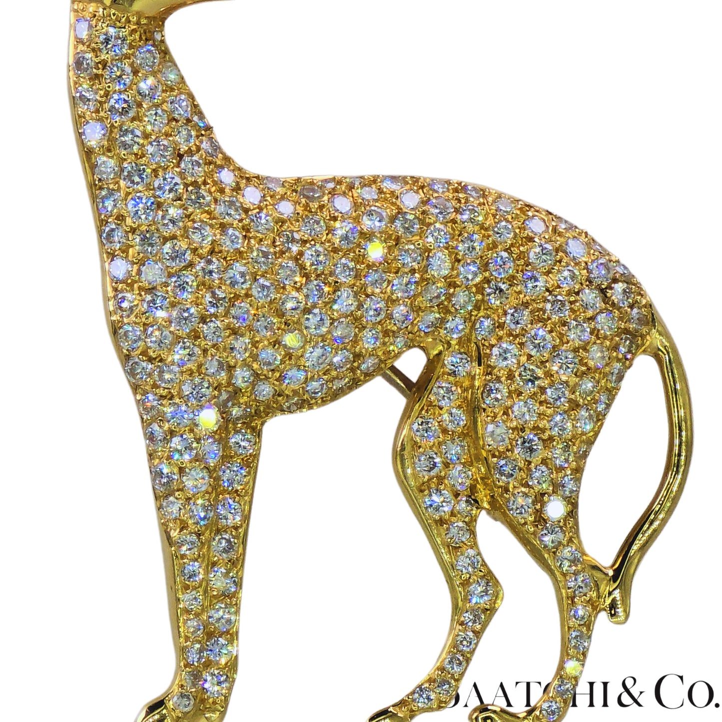 18k (750) Yellow Gold Natural Diamond Dog shape Brooch
