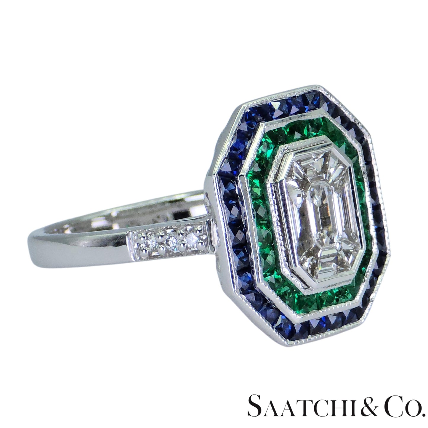 18K (750) Illusion Emerald Shape Natural Round VVS Diamond Sapphire Emerald Ring