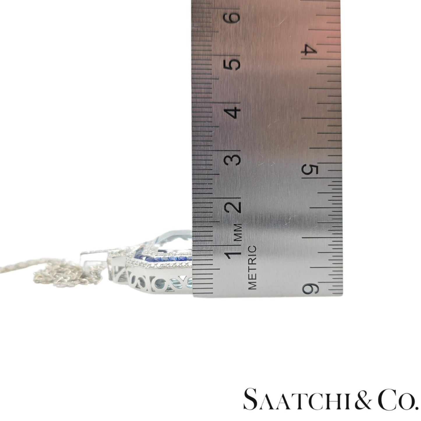 18K (750) White Gold - Natural : Aquamarine Stone, Diamond And Sapphire Pendant