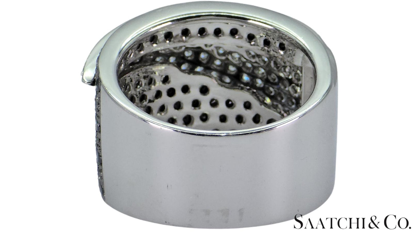 18K (750) White Gold - Natural Round Cut Black and White Diamond : Ring
