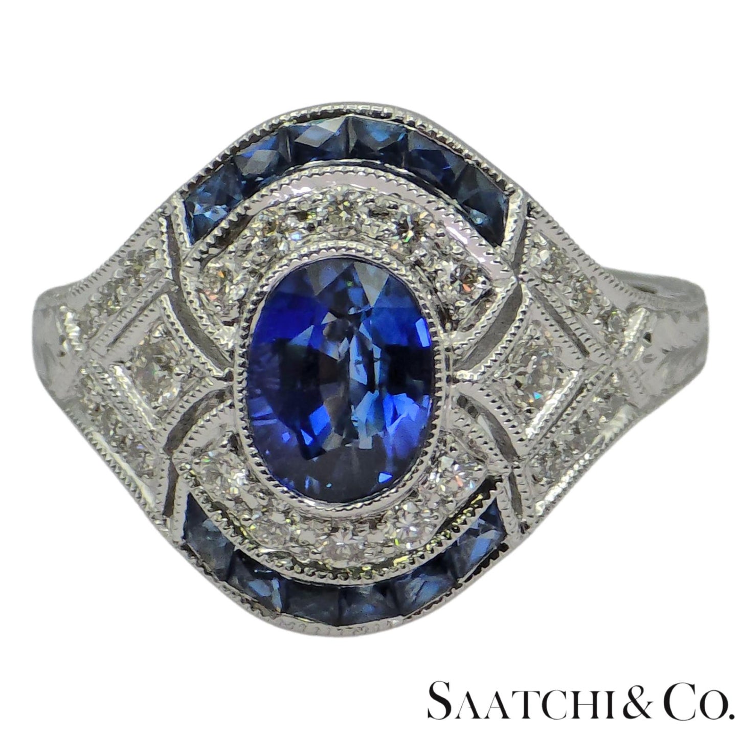 18K (750) White Gold Natural Diamond & Blue Sapphire Ring