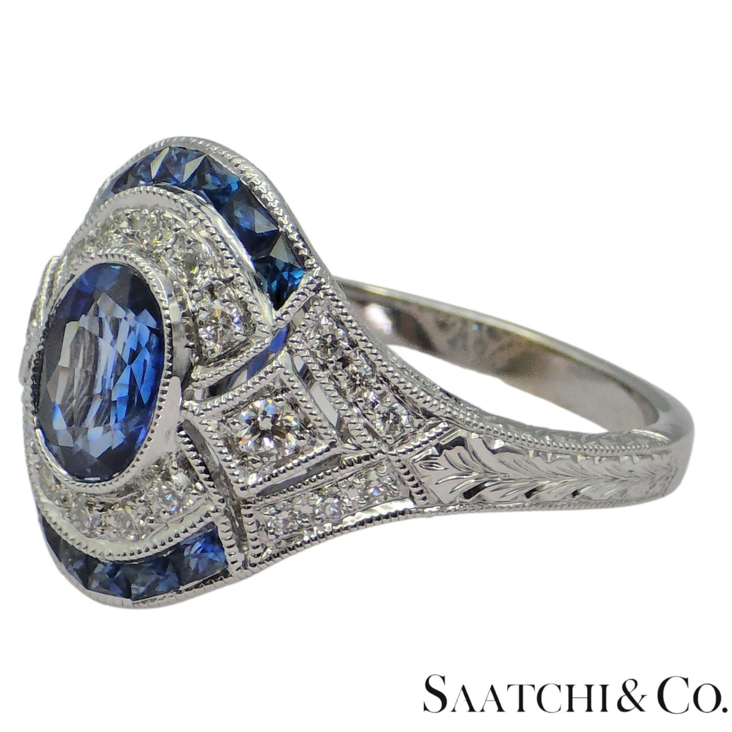 18K (750) White Gold Natural Diamond & Blue Sapphire Ring