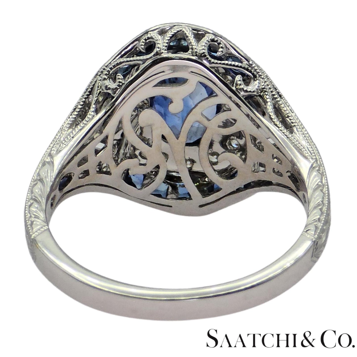18K (750) White Gold Natural Diamond & Blue Sapphire Ring