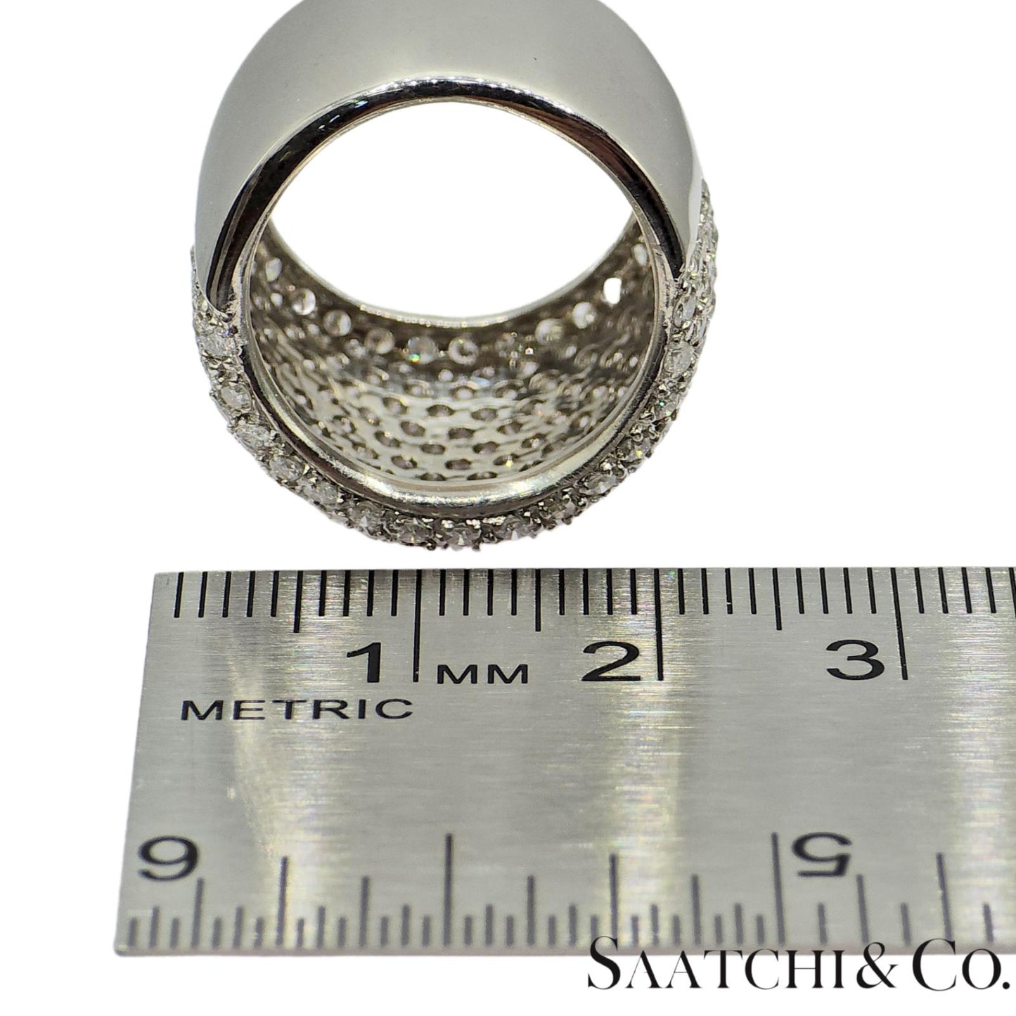 18k (750) White Gold 4 Ct Natural White Diamond Wide Band/Ring