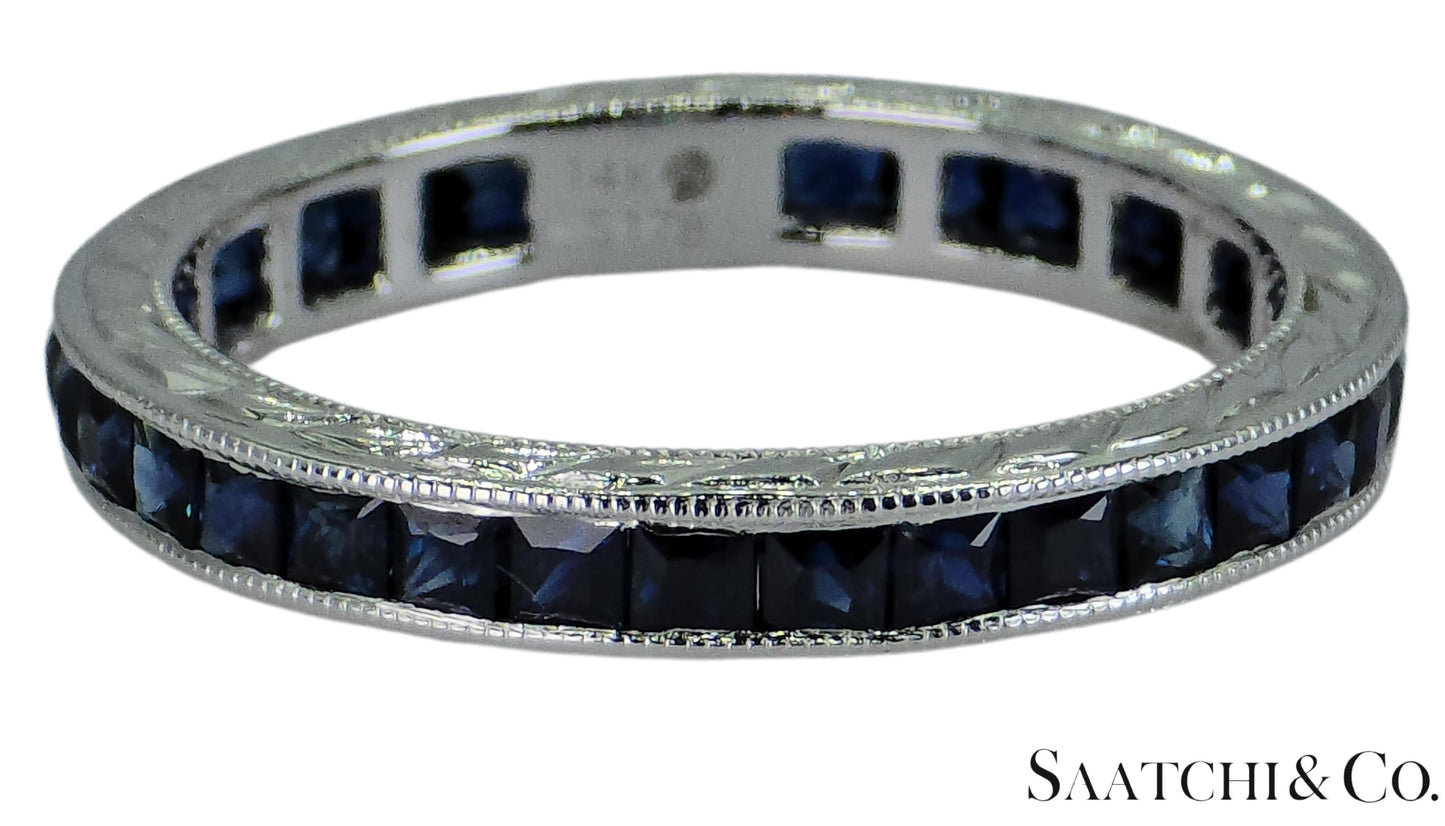 Vintage 14K White Gold Ring: 1.65 Ct Natural Sapphire, Elegant Design
