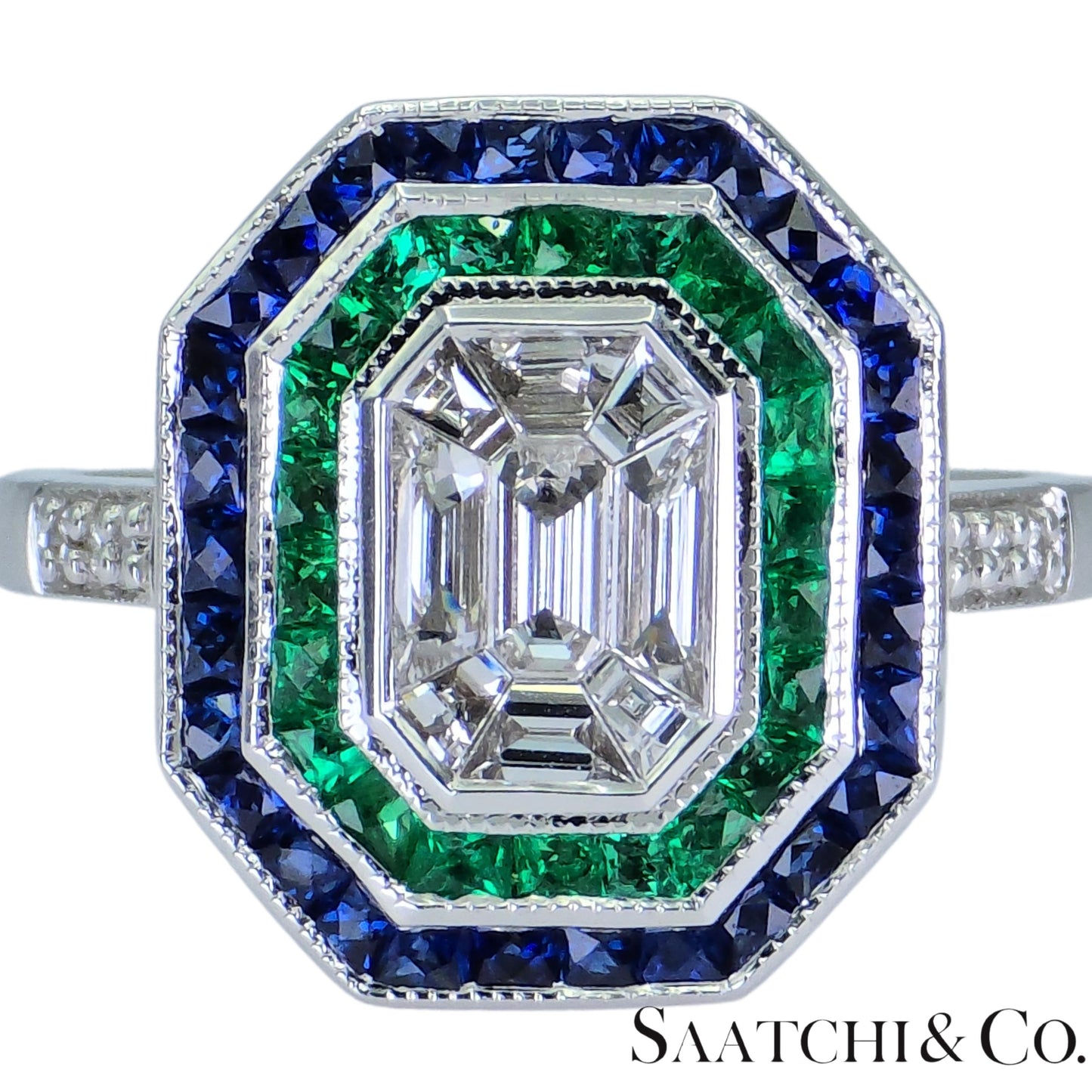 18K (750) Illusion Emerald Shape Natural Round VVS Diamond Sapphire Emerald Ring