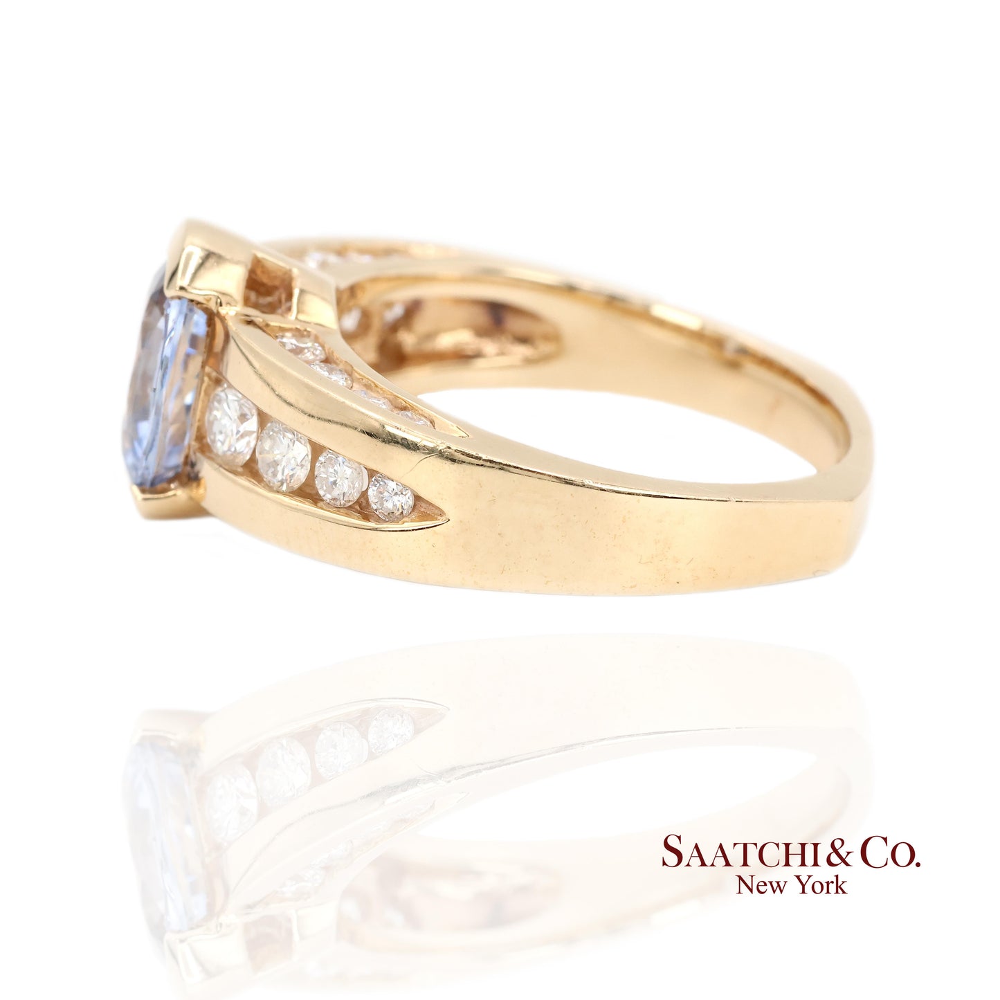 Vintage 14K Yellow Gold Natural Blue Sapphire and Diamond Ring