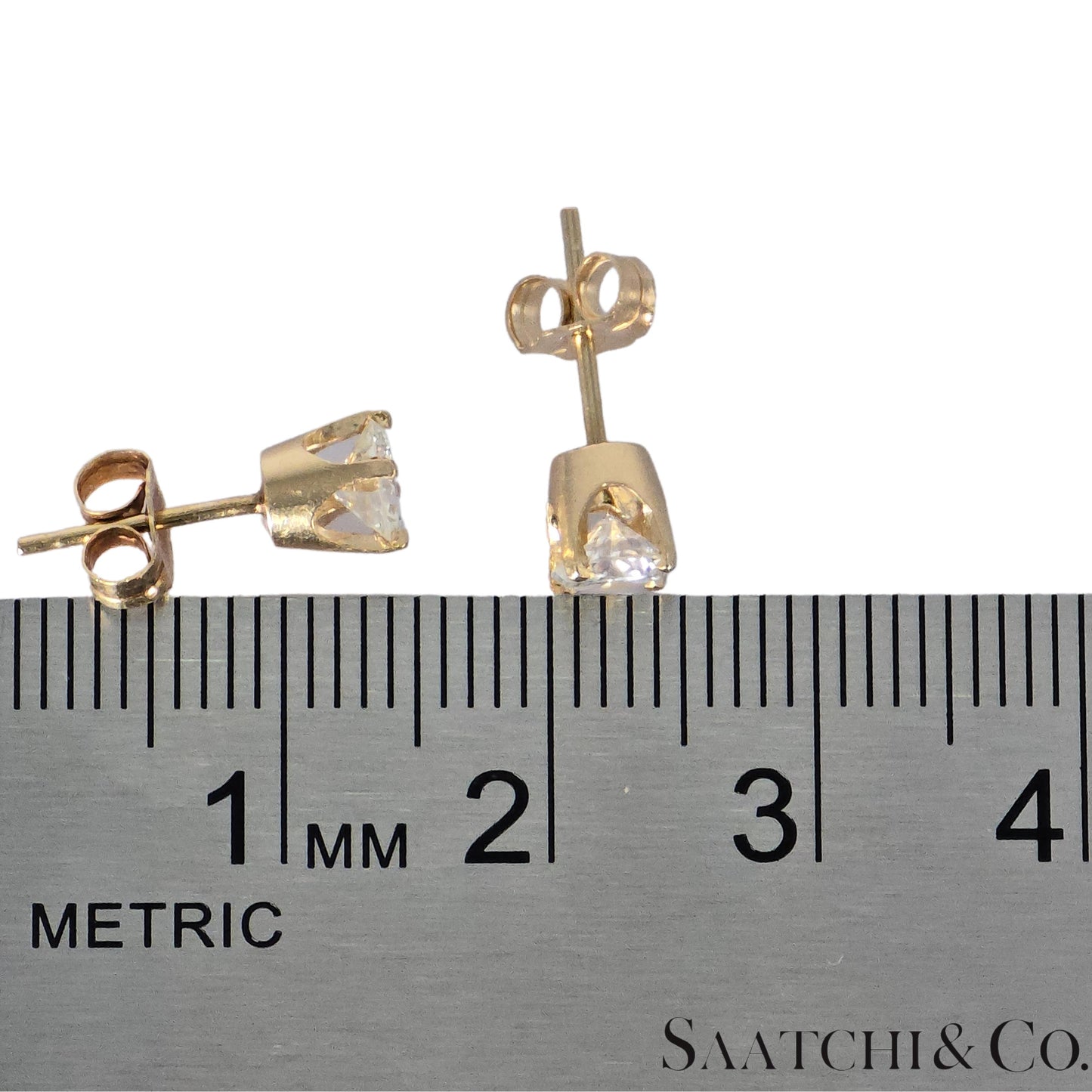 14k (585) Yellow Gold Natural Diamond Vintage Stud Earrings