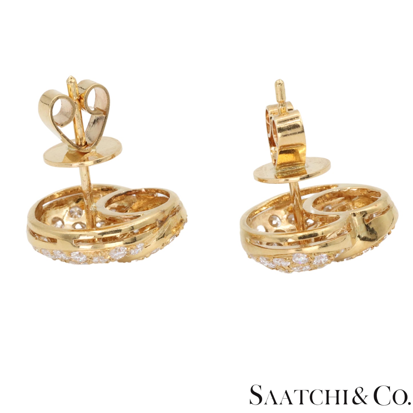 18k (750) Yellow Gold Stunning DIamond Studed Earrings