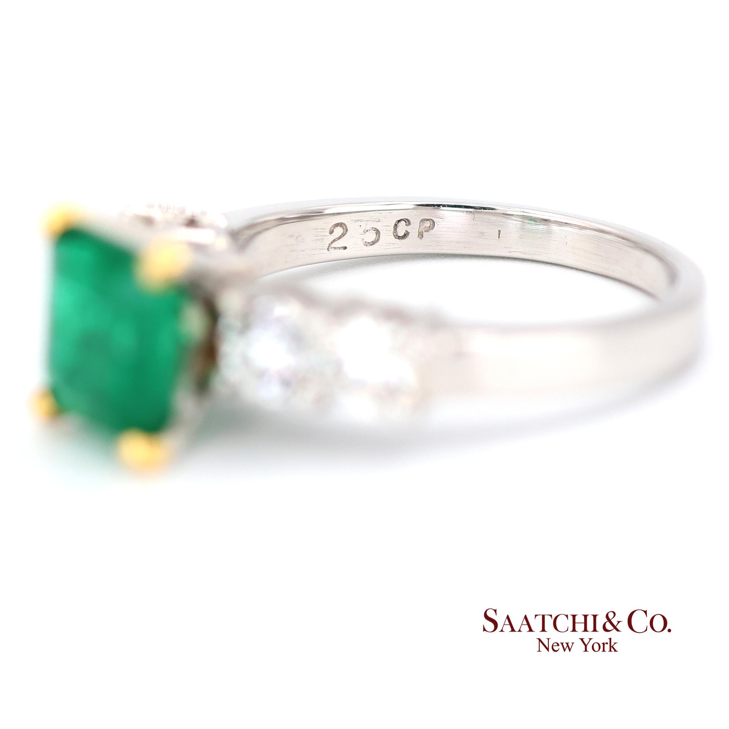 18k (750) White Gold Natural Emerald and Diamond Ring Size 7