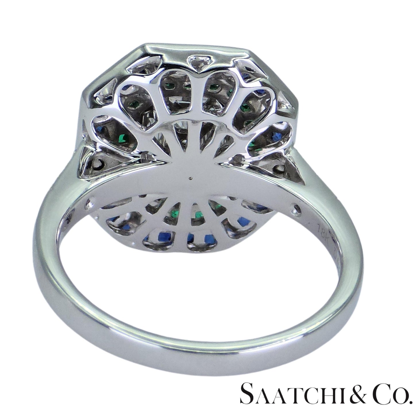 18K (750) Illusion Emerald Shape Natural Round VVS Diamond Sapphire Emerald Ring