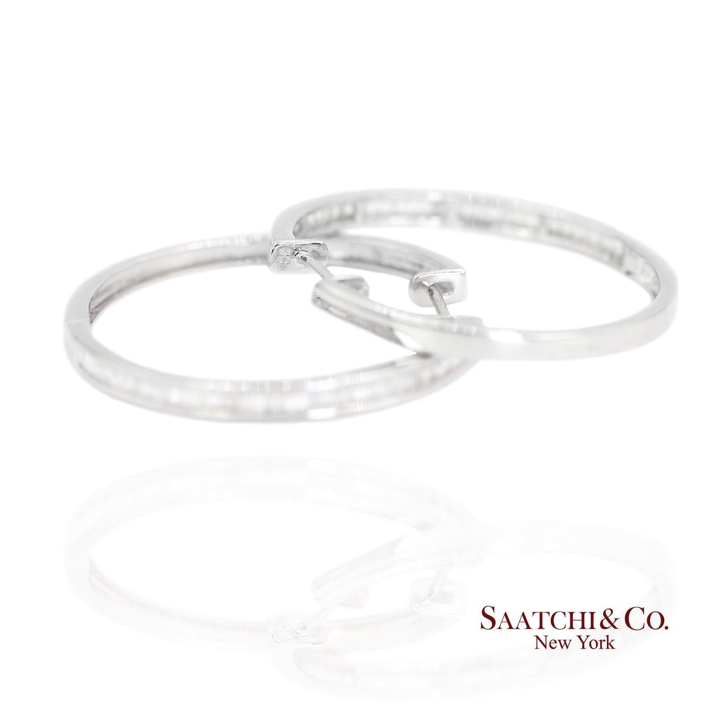 18K White Gold Natural Diamond Hoop Earring