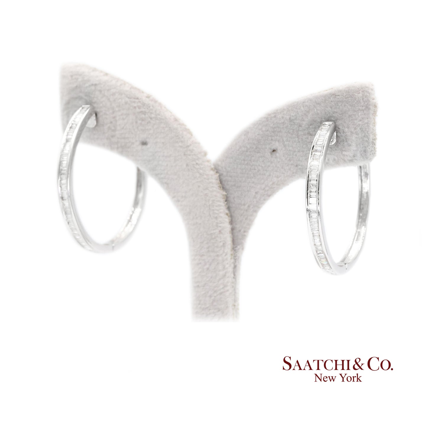 18K White Gold Natural Diamond Hoop Earring