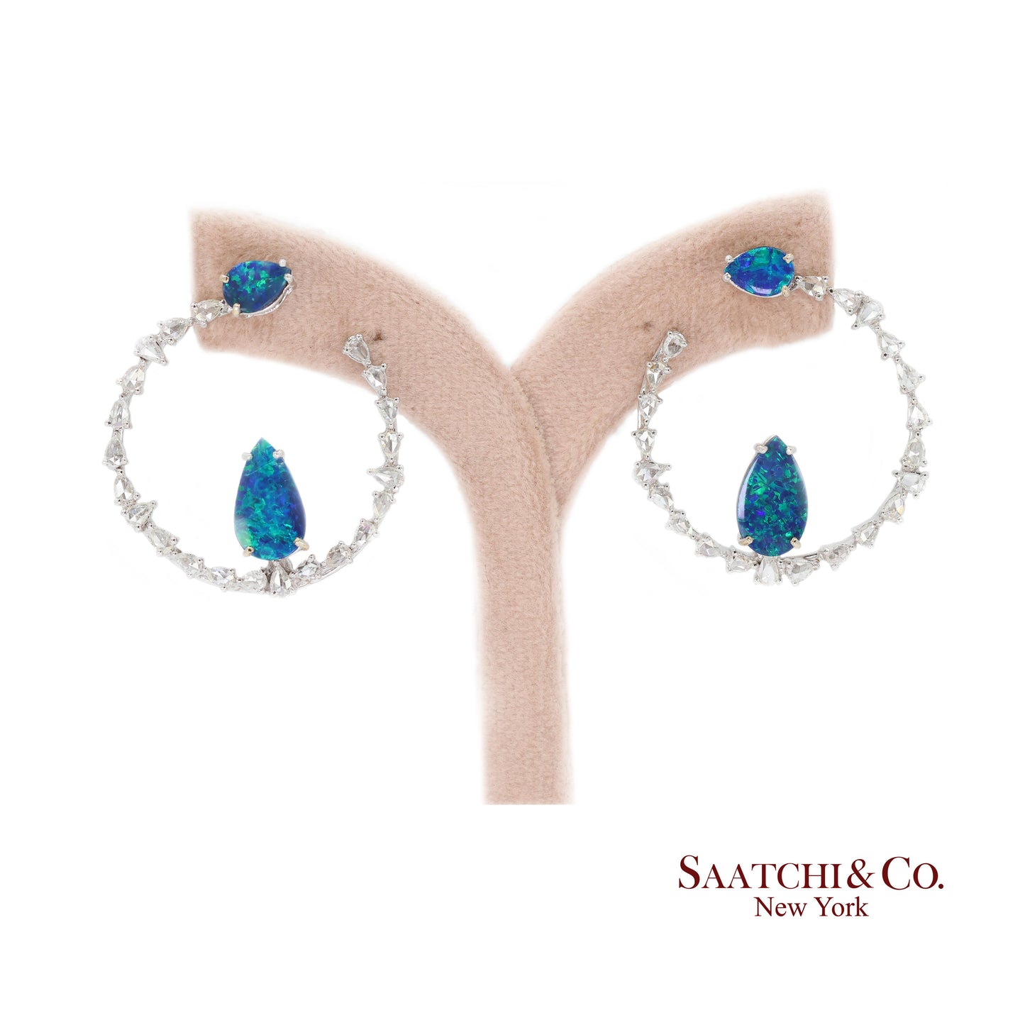 18K (750) White Gold Natural Diamond and Natural Opal Earring