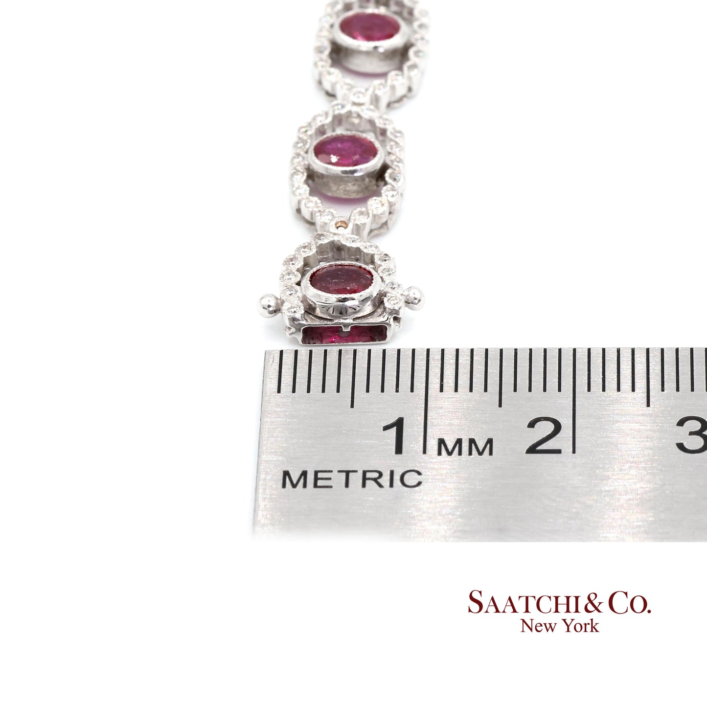18k (750) White Gold Natural Ruby and Diamond Milgrain Bracelet