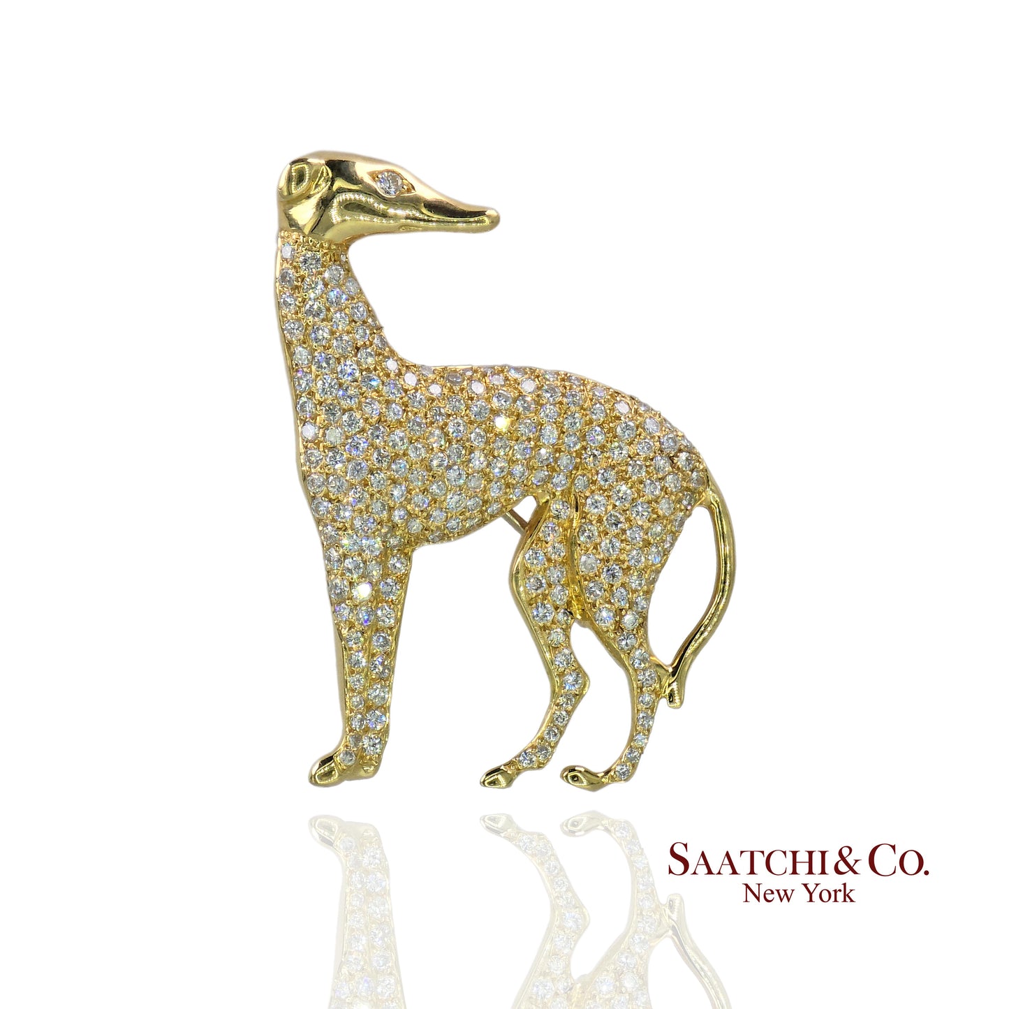 18k (750) Yellow Gold Natural Diamond Dog shape Brooch