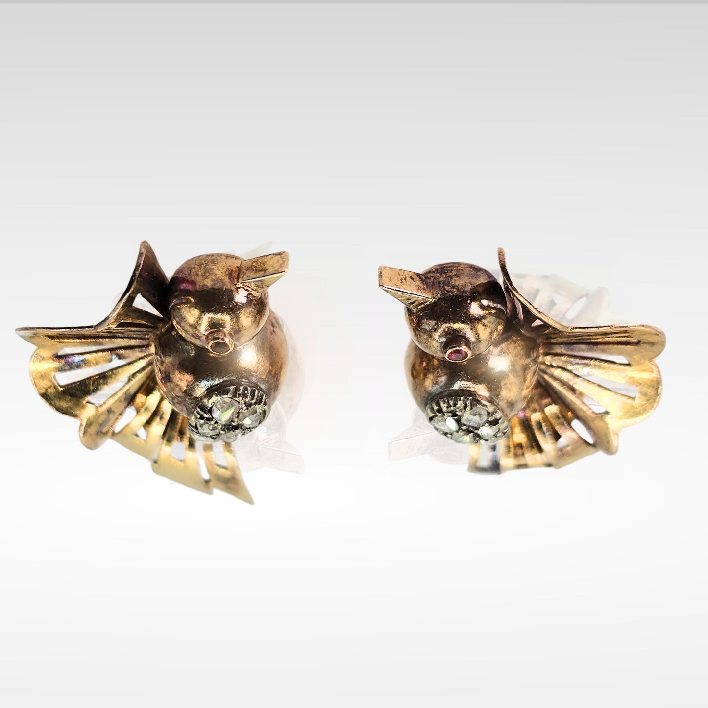 Vintage 18k (750) Yellow Gold Old Cut Natural Diamond Bird Shape Earrings