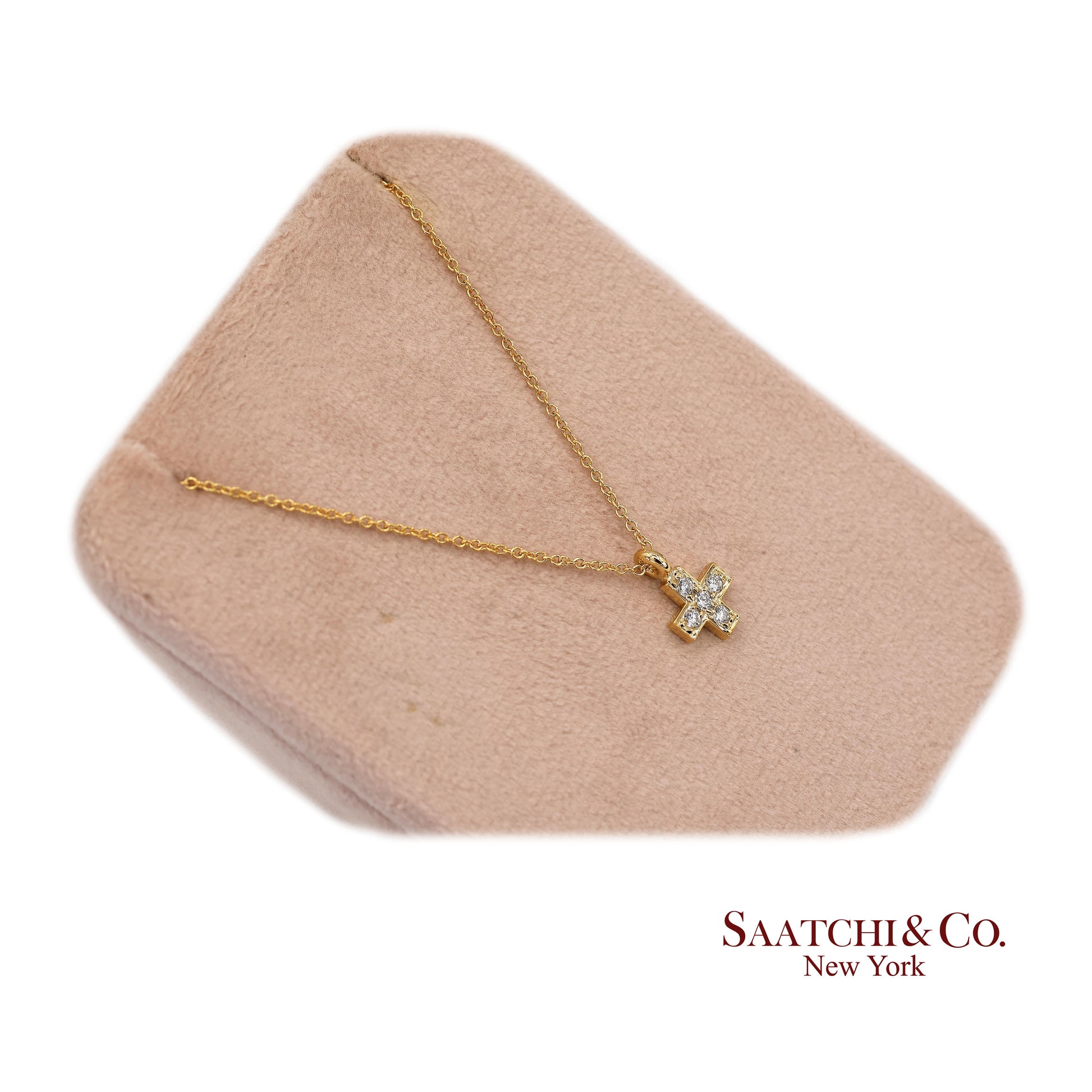18K(750) Yellow Gold Natural Diamond Cross Pendant Necklace with Chain