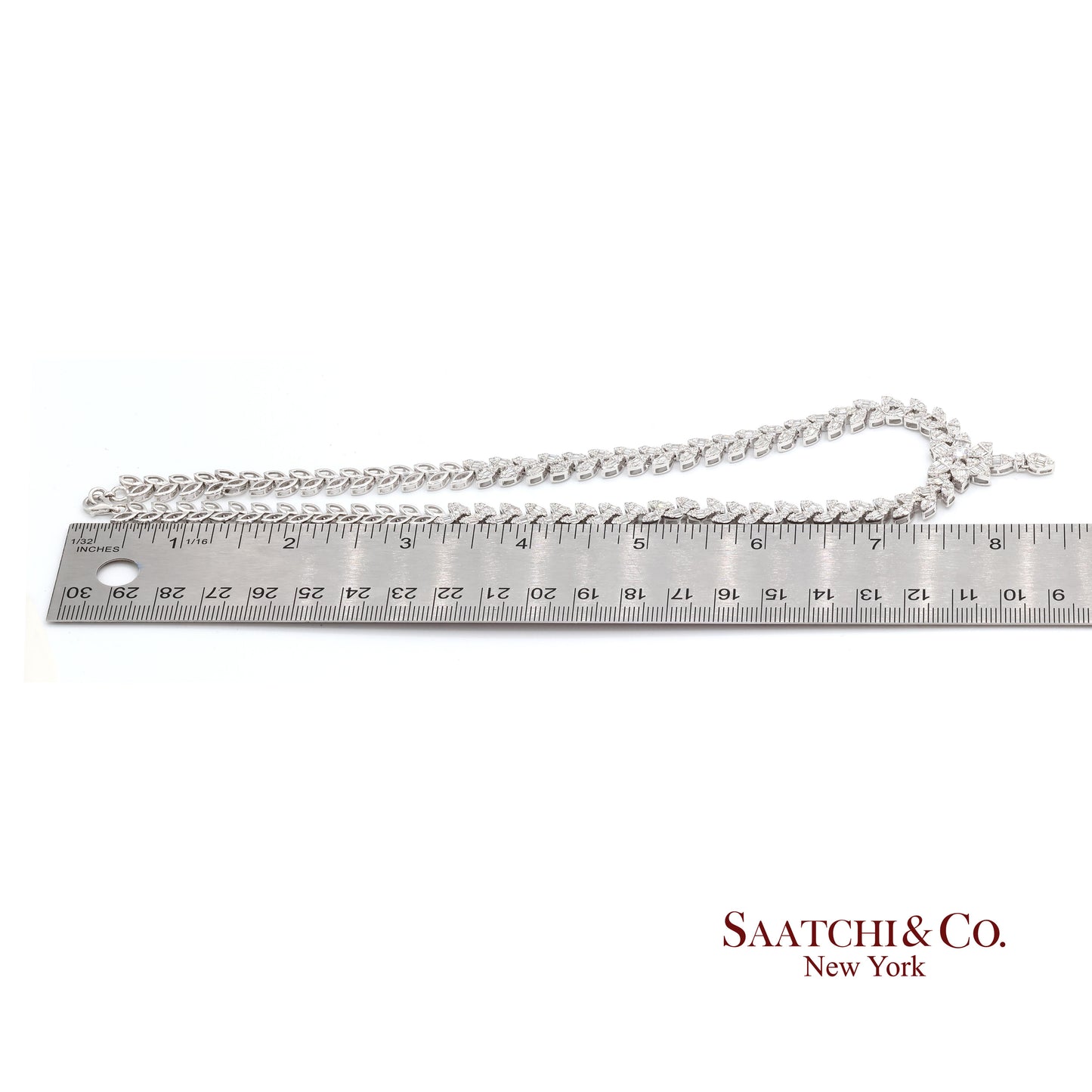 18K (750) Natural White Diamond Necklace