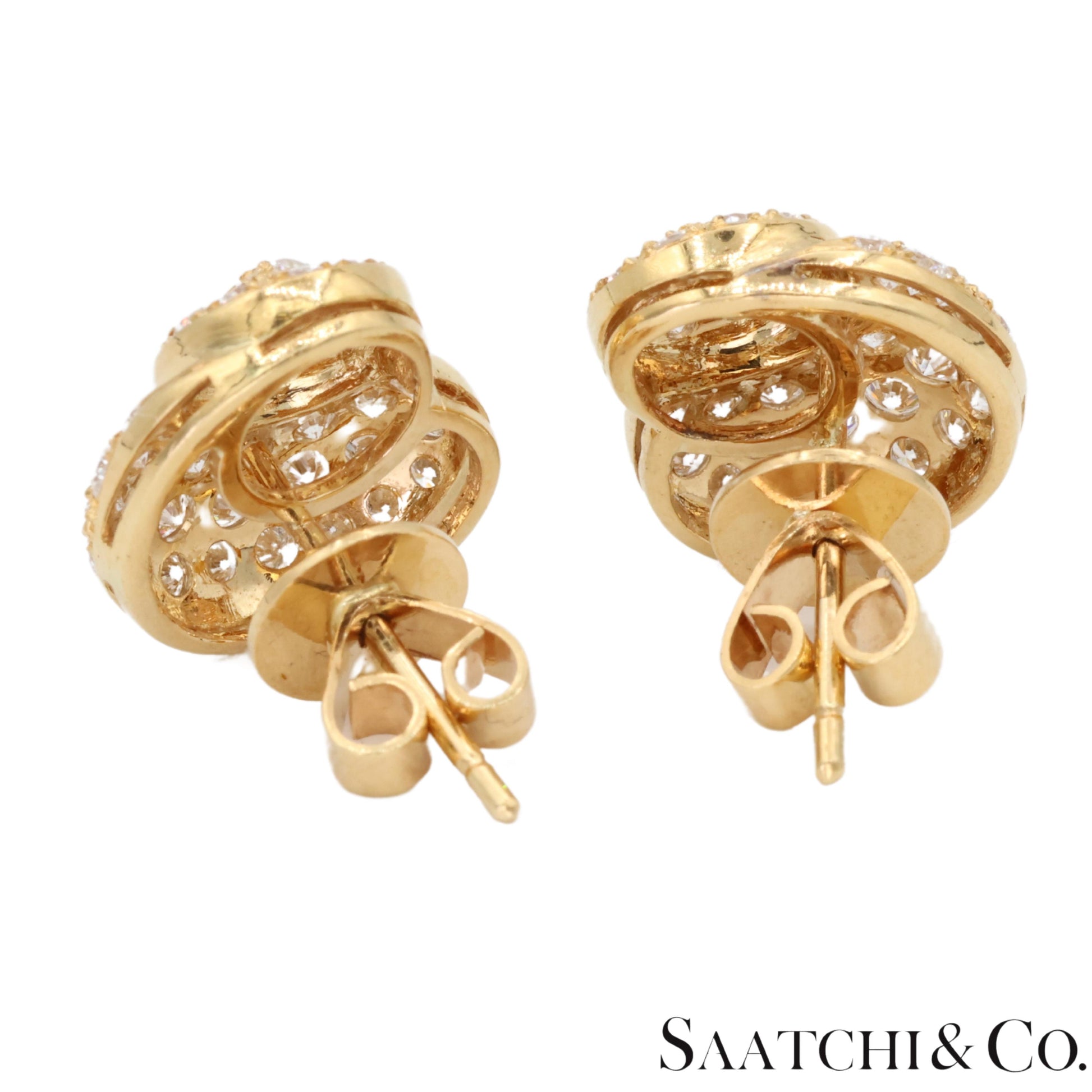 18k (750) Yellow Gold Stunning DIamond Studed Earrings