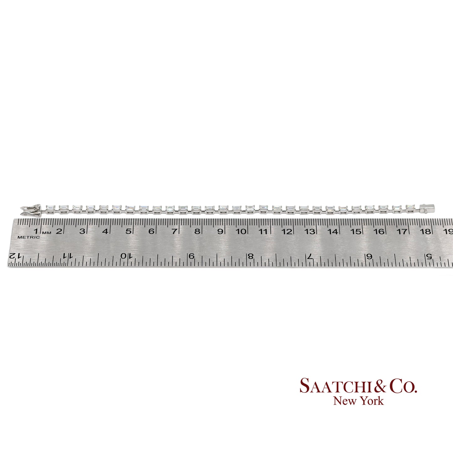 18K(750) White Gold Natural Diamond Emerald Cut Tennis Bracelet