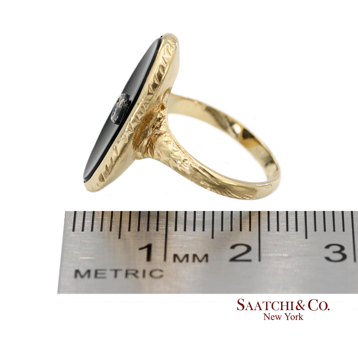 Vintage 14K Solid Yellow Gold Oval Black Onyx and Diamond Ring