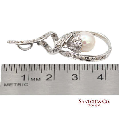 18K (750) White Gold Natural Diamond and White Pearl Pendant Necklace