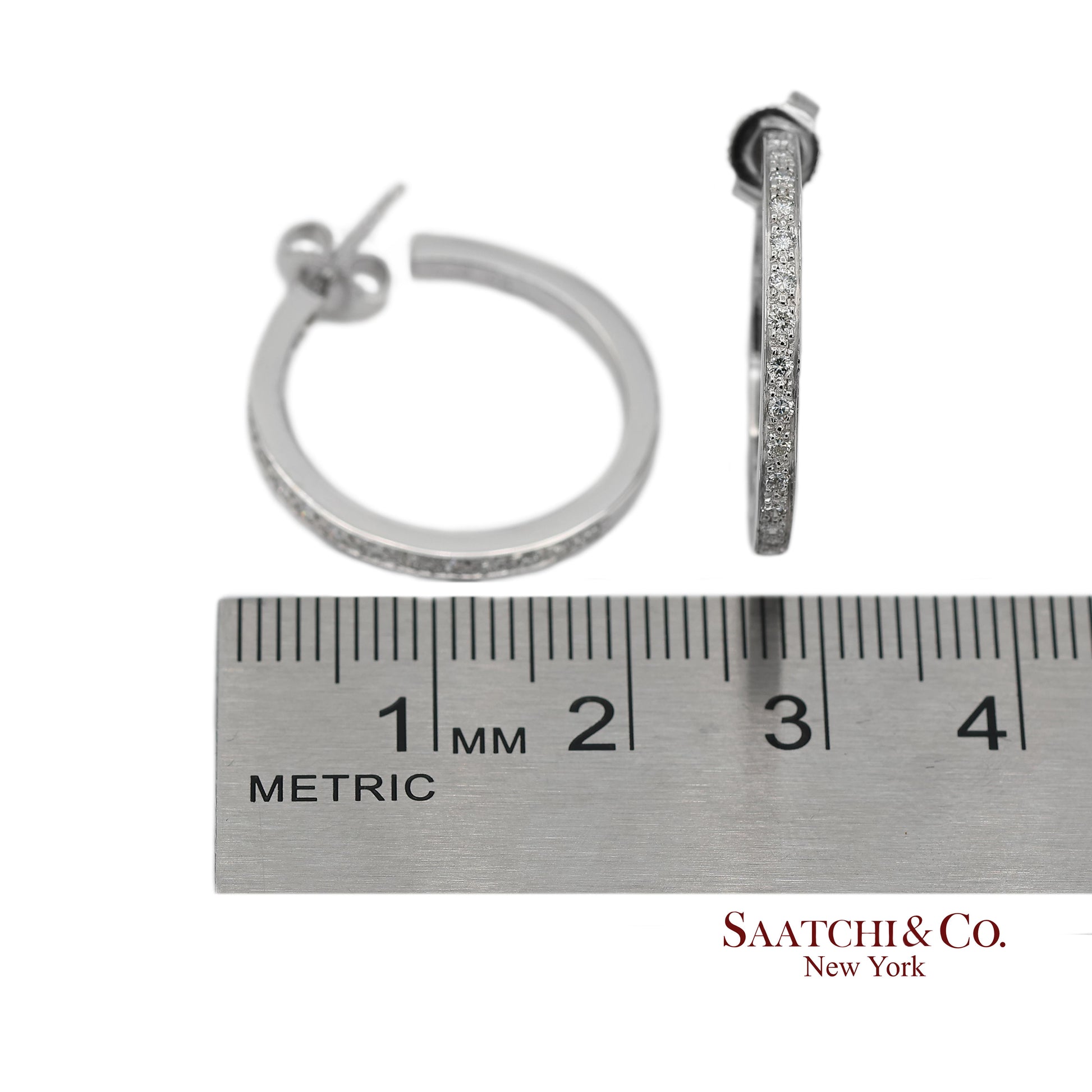 18K(750) Solid White Gold Natural Diamond Hoop Earrings
