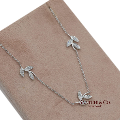 18K(750) White Gold Natural Diamond Leaf Pendant Necklace with Chain
