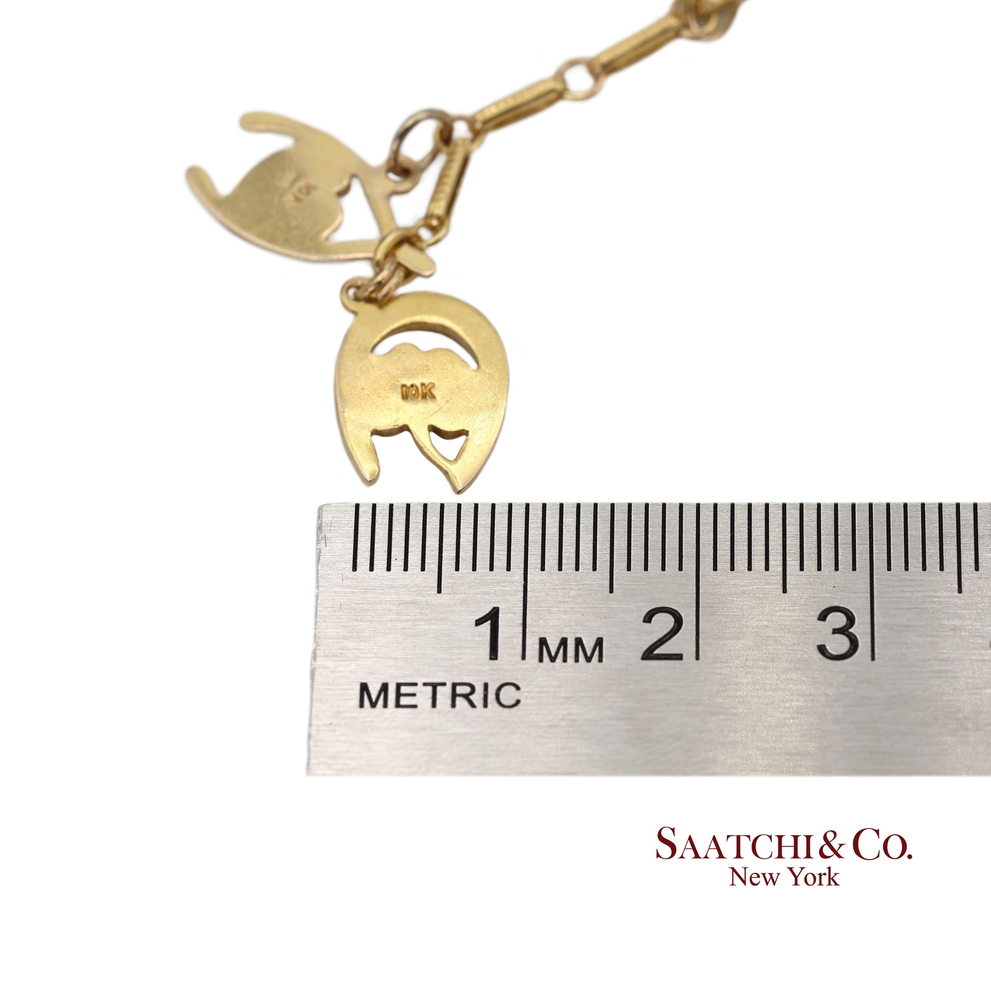 Vintage Estate 10K(417) Yellow Gold Charm Bracelet