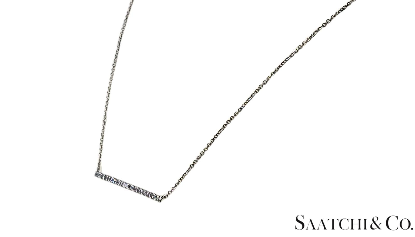 14K (585) White Gold - Natural VVS Diamond: Stunning Pendant With Chain