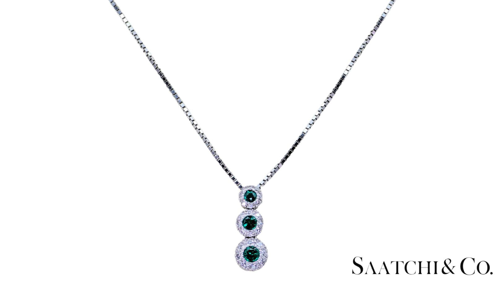 14K (585) White Gold Natural Diamond & Emerald Pendant With Chain