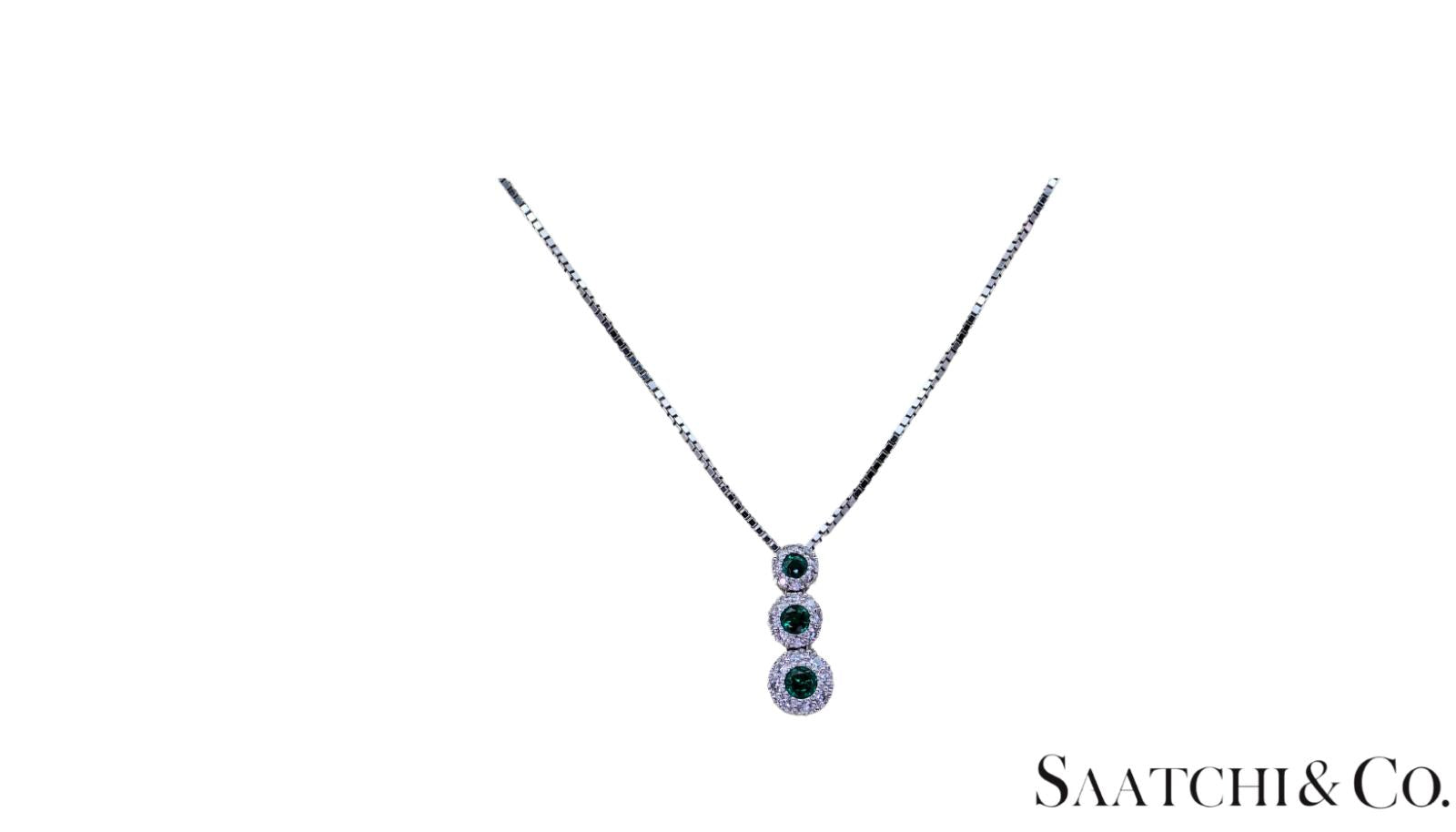 14K (585) White Gold Natural Diamond & Emerald Pendant With Chain