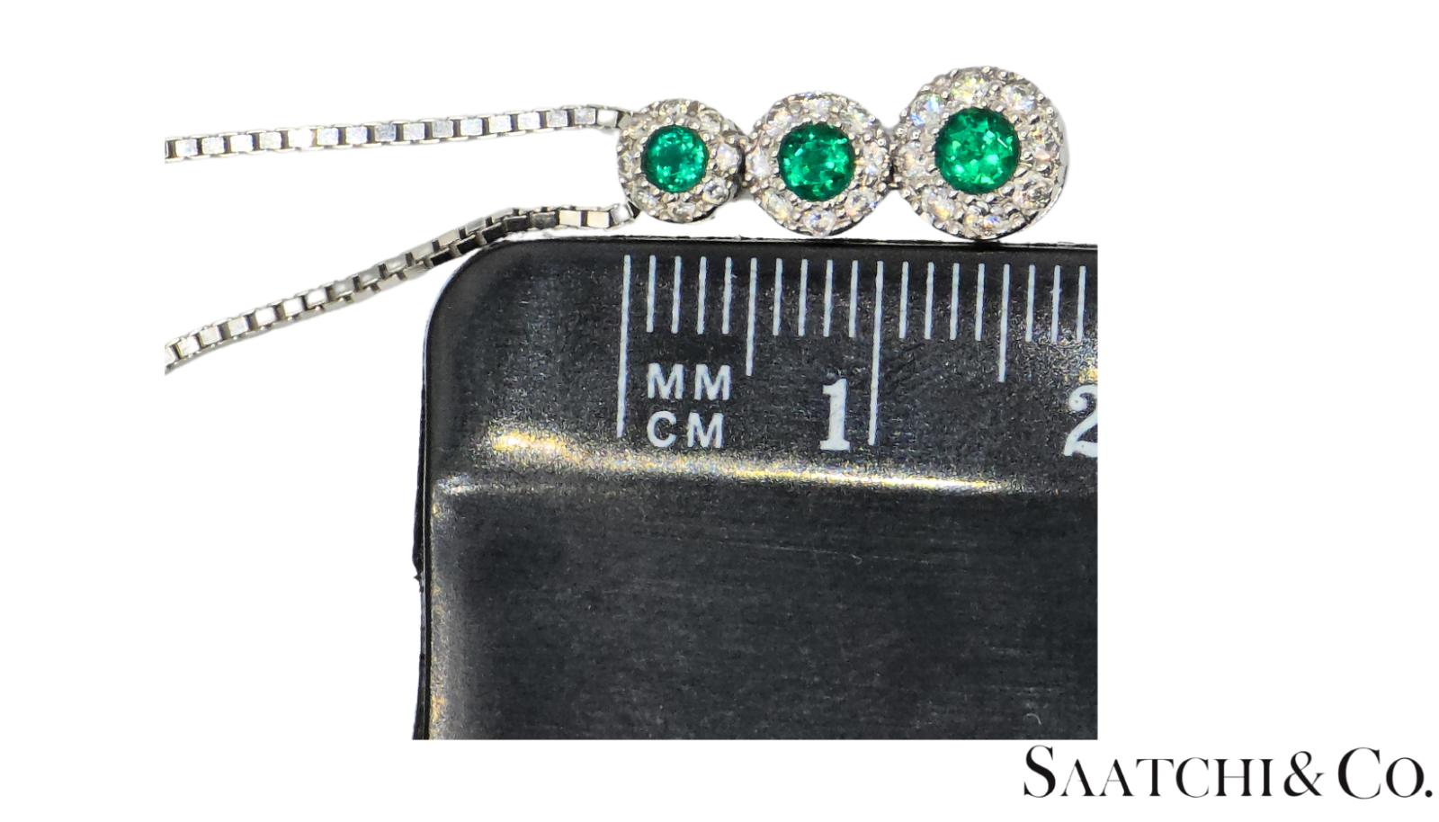 14K (585) White Gold Natural Diamond & Emerald Pendant With Chain
