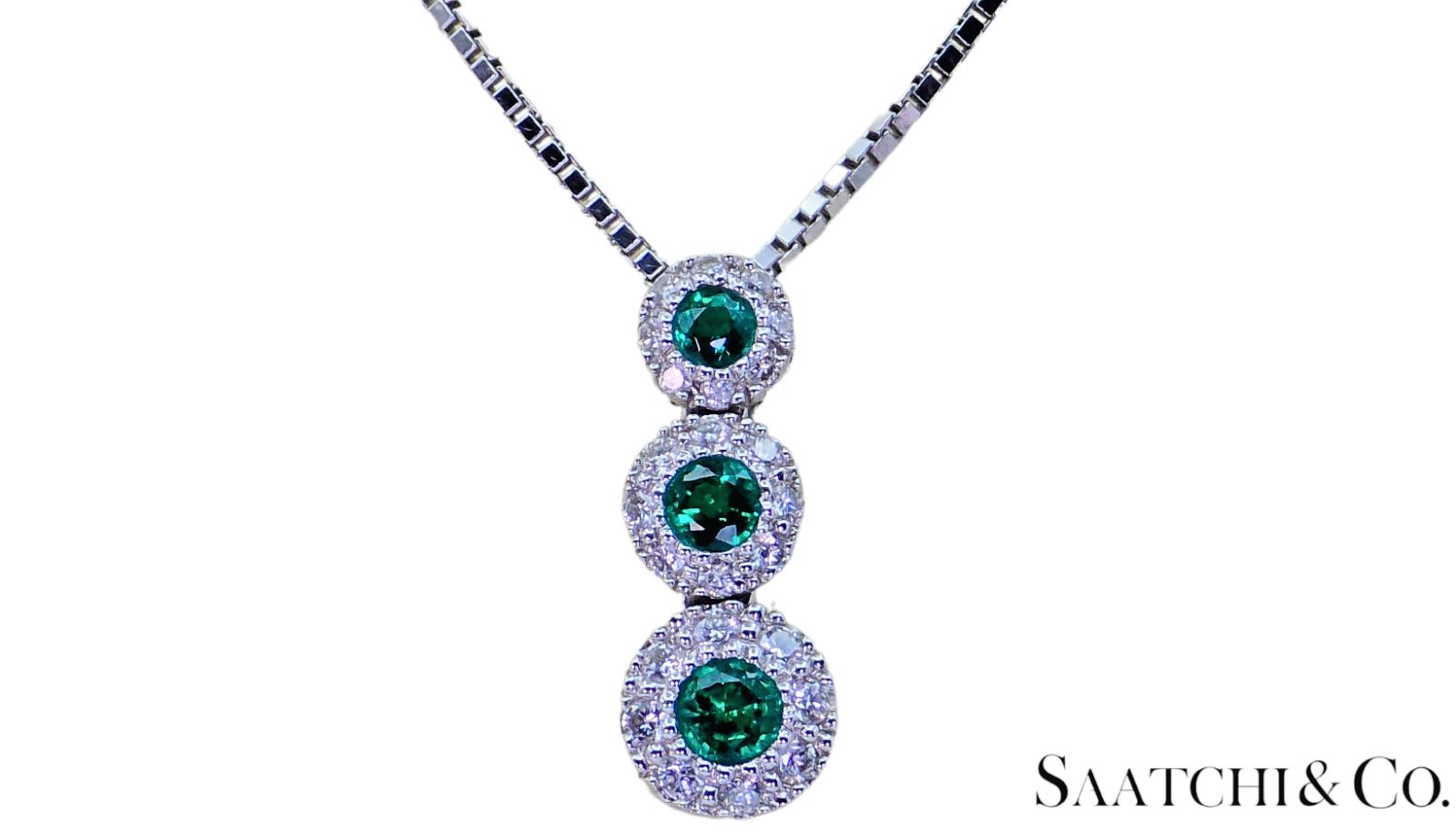 14K (585) White Gold Natural Diamond & Emerald Pendant With Chain