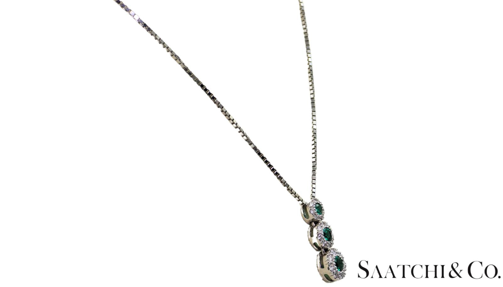 14K (585) White Gold Natural Diamond & Emerald Pendant With Chain