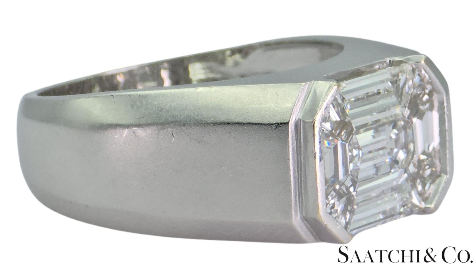 18K(750) White Gold -  LAB Created Diamond Illusion Setting Emerald Shape: Ring
