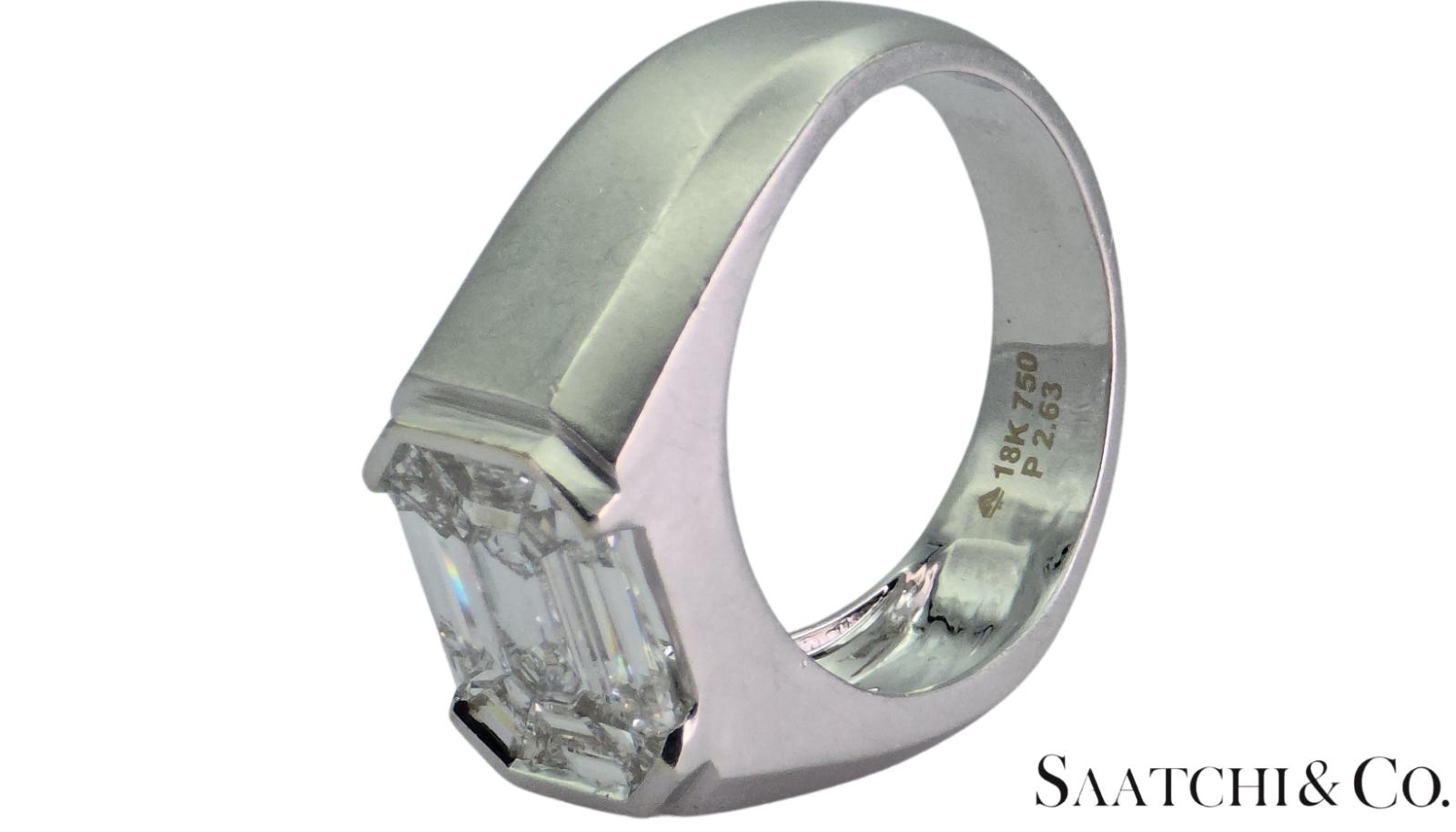 18K(750) White Gold -  LAB Created Diamond Illusion Setting Emerald Shape: Ring