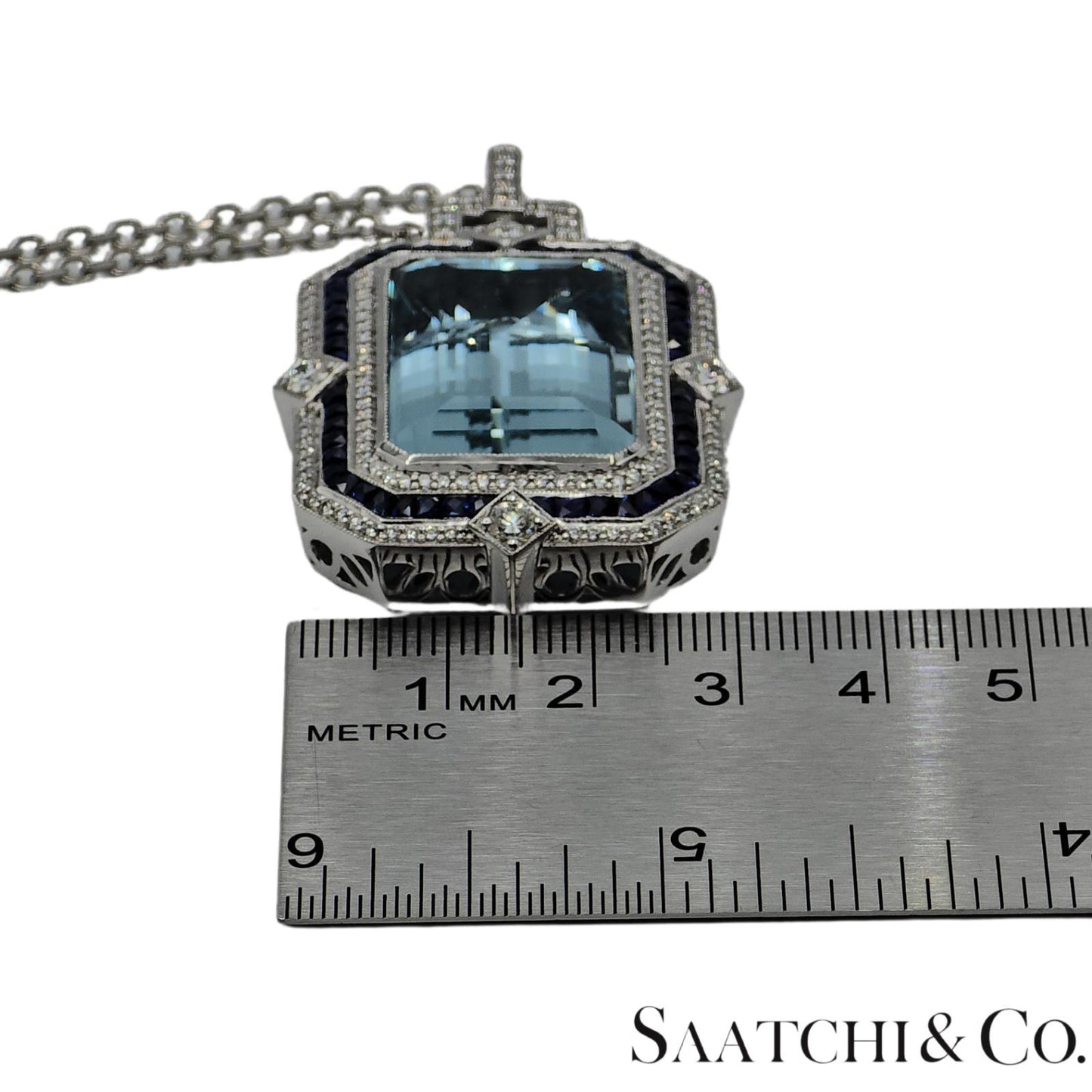 18K (750) White Gold - Natural : Aquamarine Stone, Diamond And Sapphire Pendant