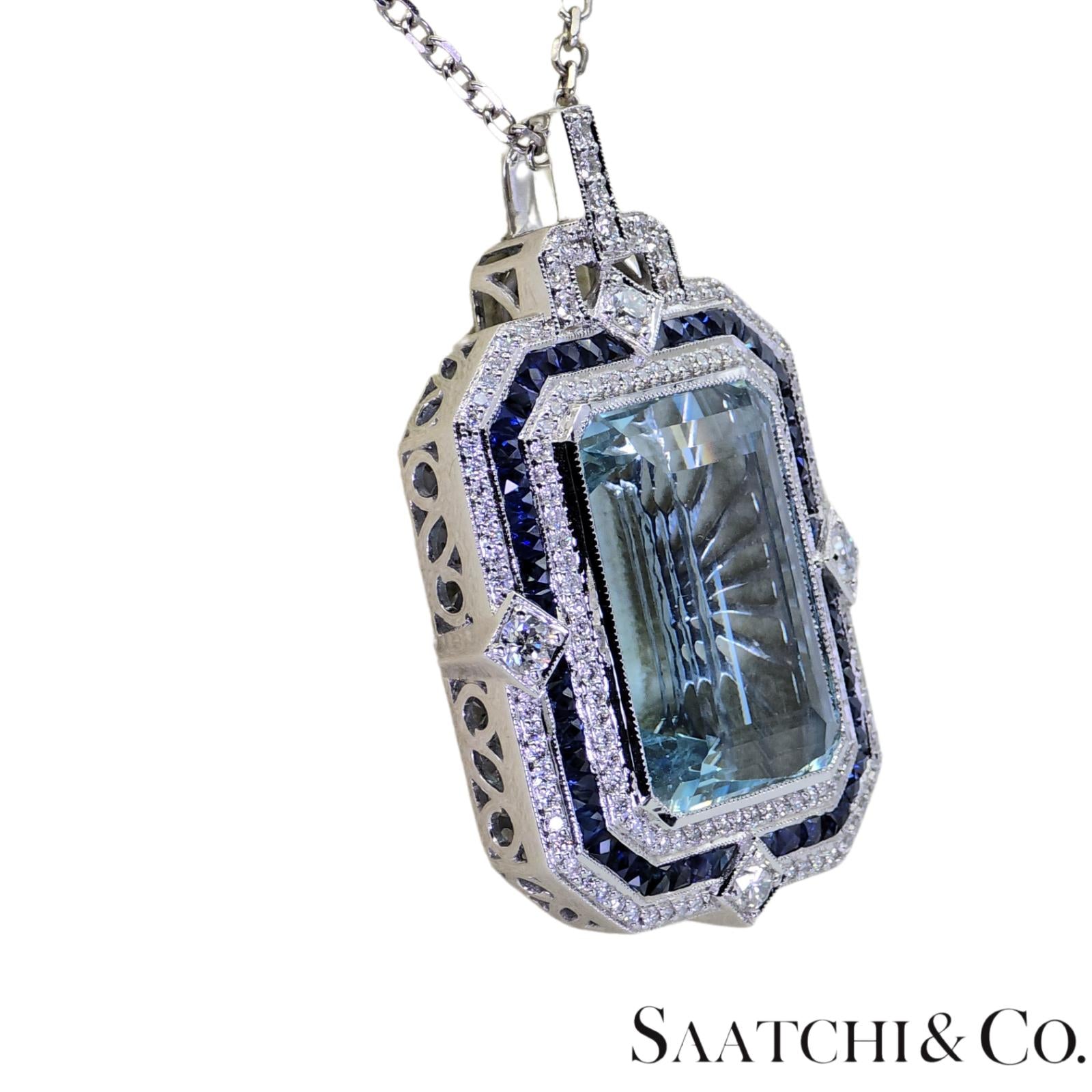 18K (750) White Gold - Natural : Aquamarine Stone, Diamond And Sapphire Pendant