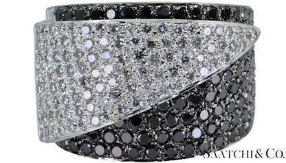 18K (750) White Gold - Natural Round Cut Black and White Diamond : Ring