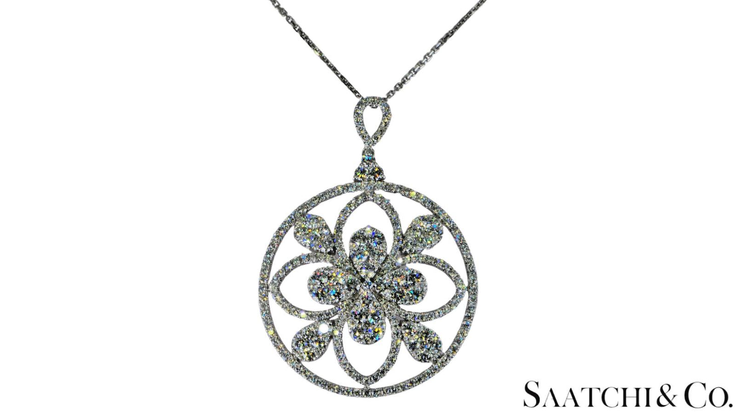 18K (750) White Gold Natural Brilliant Cut VVS Diamond: Pendant With Chain