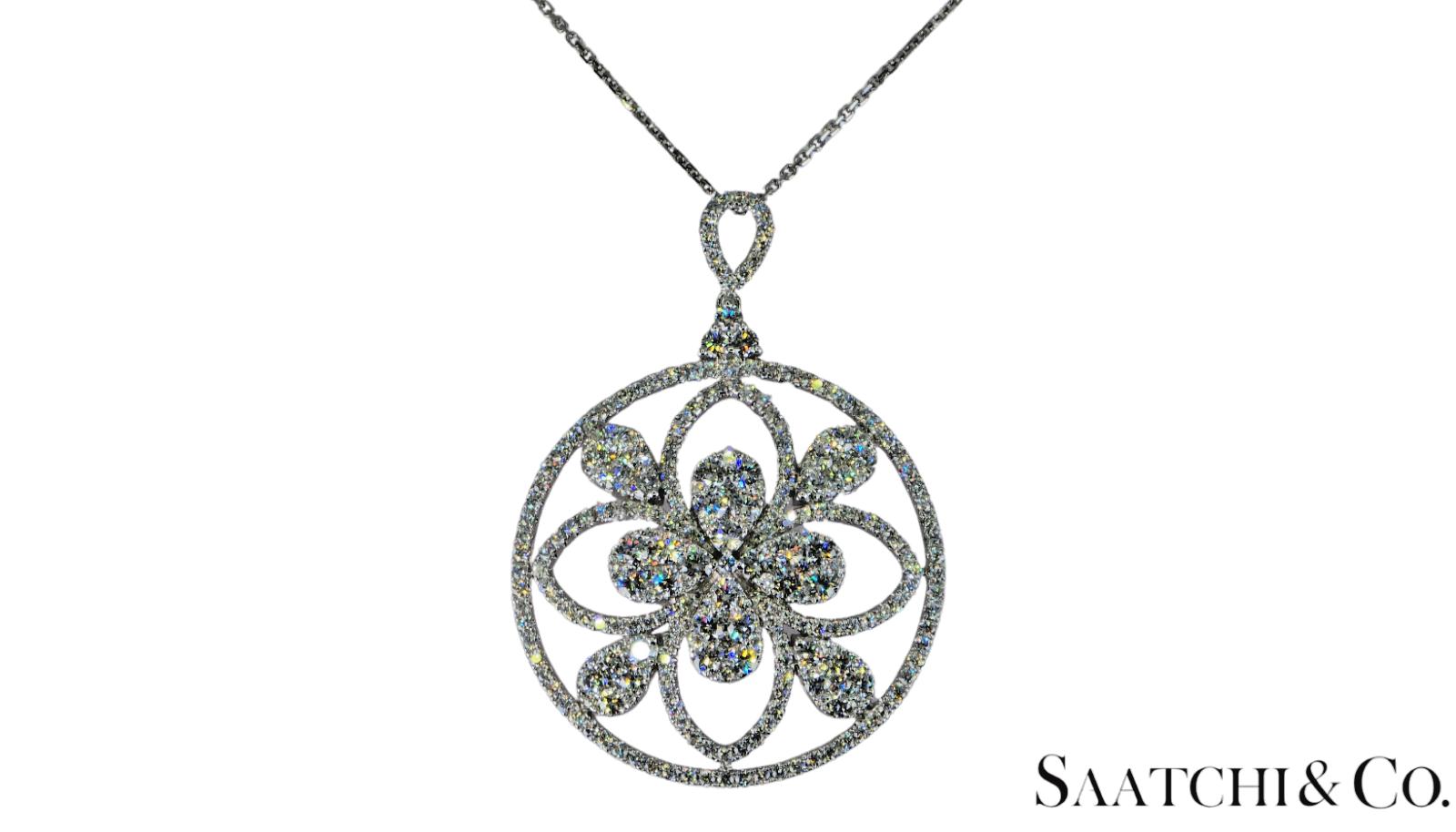 18K (750) White Gold Natural Brilliant Cut VVS Diamond: Pendant With Chain