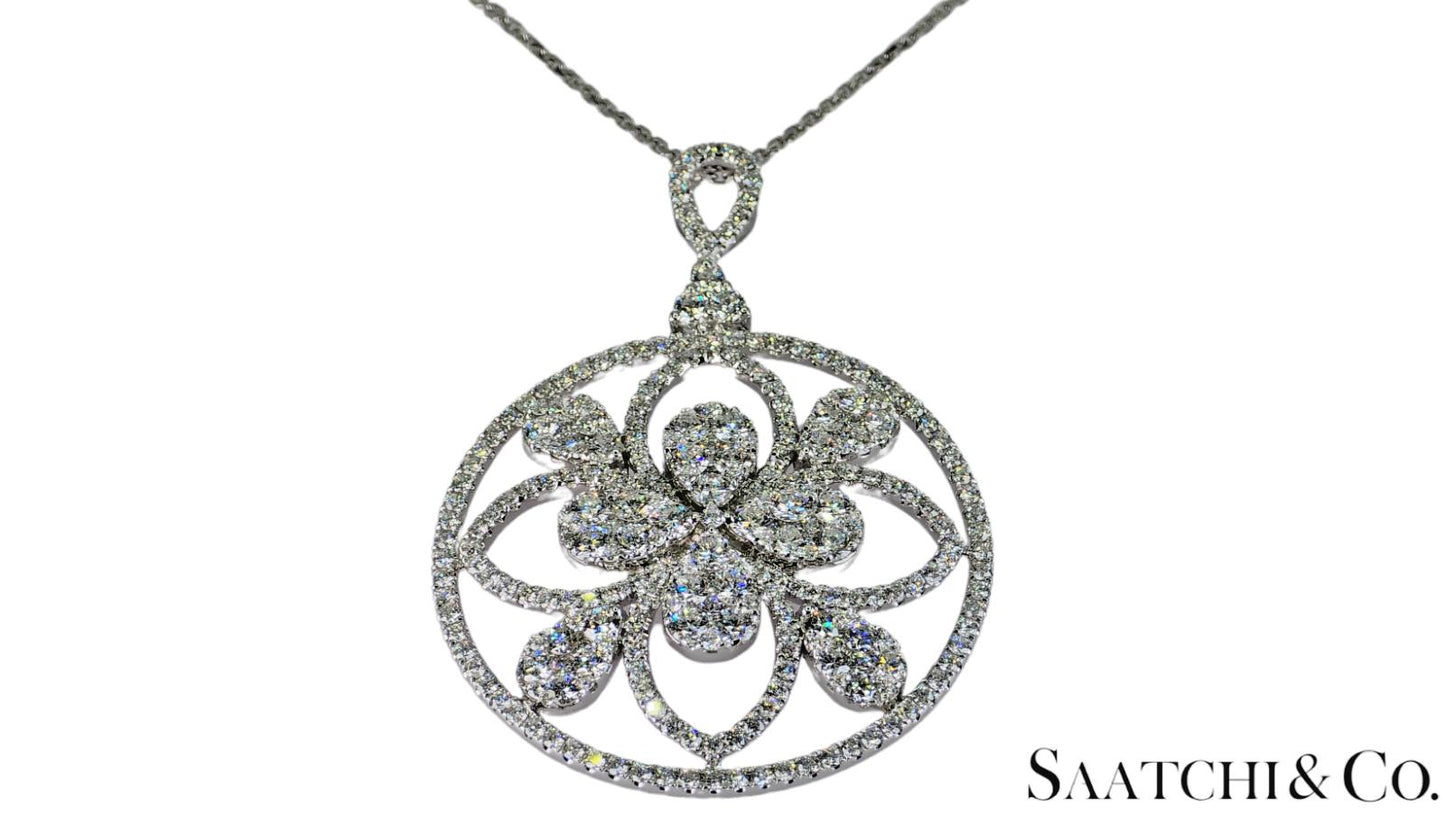 18K (750) White Gold Natural Brilliant Cut VVS Diamond: Pendant With Chain