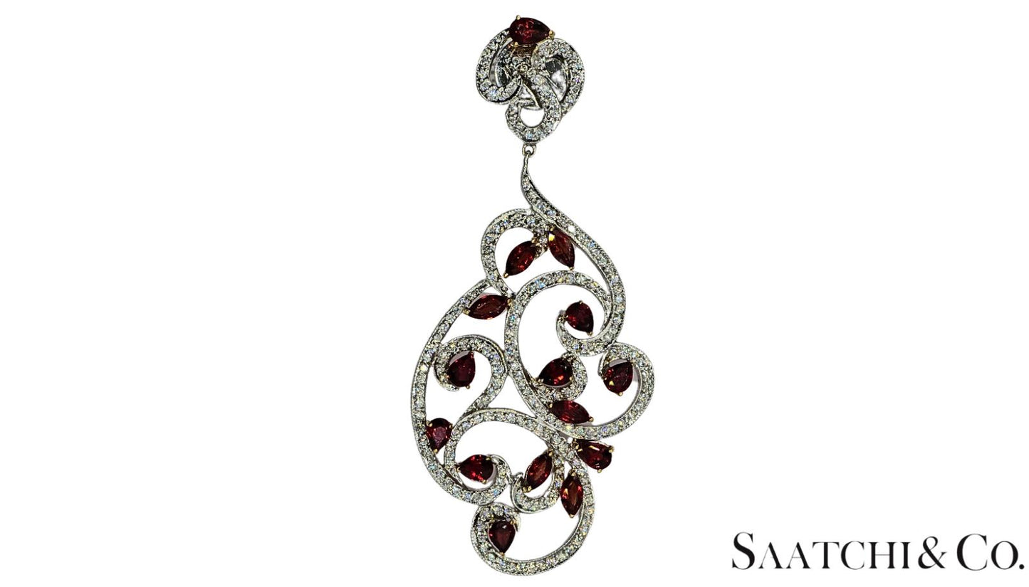 18K (750) White Gold Natural Brilliant Cut VVS Diamond & Ruby: Earrings