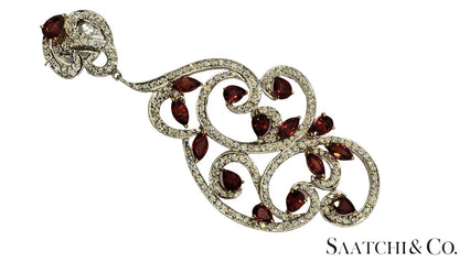 18K (750) White Gold Natural Brilliant Cut VVS Diamond & Ruby: Earrings