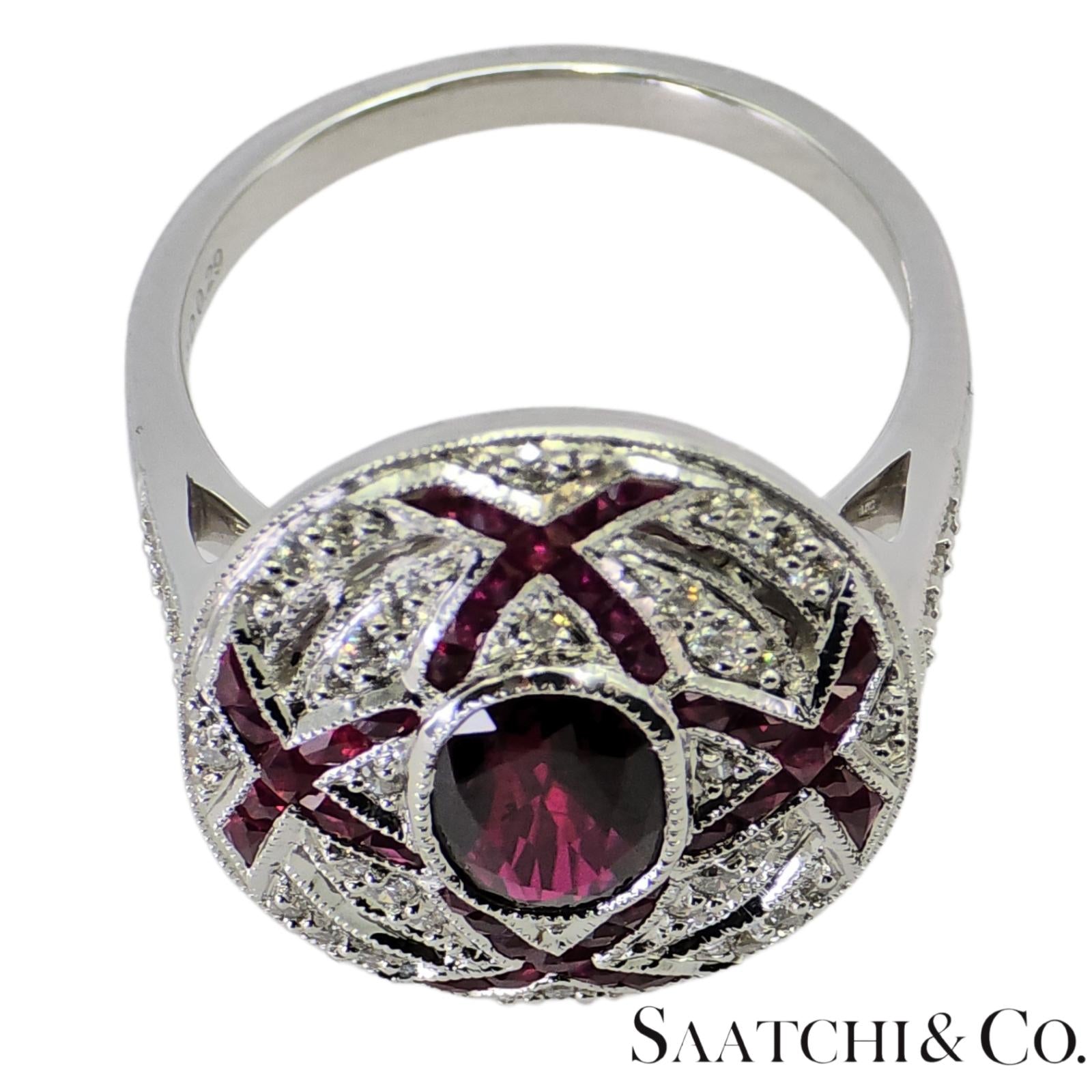 18K (750) White Gold Natural White VVS Diamond & Ruby Ring Size 7